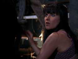 extant_XenaWarriorPrincess_6x10-OldAresHadAFarm_3092
