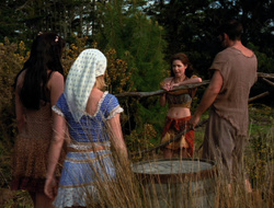 extant_XenaWarriorPrincess_6x10-OldAresHadAFarm_3270