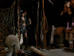 extant_XenaWarriorPrincess_6x10-OldAresHadAFarm_3332