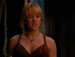 extant_XenaWarriorPrincess_6x10-OldAresHadAFarm_3393