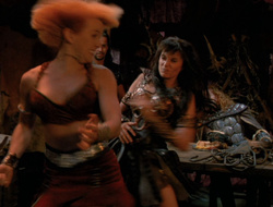 extant_XenaWarriorPrincess_6x10-OldAresHadAFarm_3472