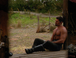 extant_XenaWarriorPrincess_6x10-OldAresHadAFarm_3551