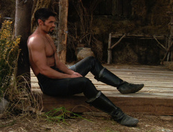 extant_XenaWarriorPrincess_6x10-OldAresHadAFarm_3573