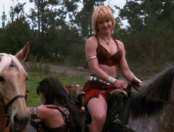 extant_XenaWarriorPrincess_6x10-OldAresHadAFarm_3695