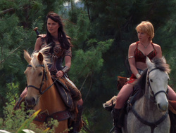 extant_XenaWarriorPrincess_6x10-OldAresHadAFarm_3735