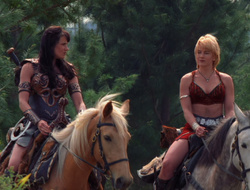 extant_XenaWarriorPrincess_6x10-OldAresHadAFarm_3739