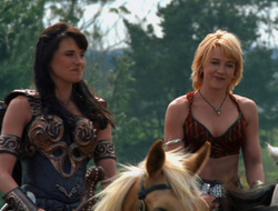 extant_XenaWarriorPrincess_6x10-OldAresHadAFarm_3751